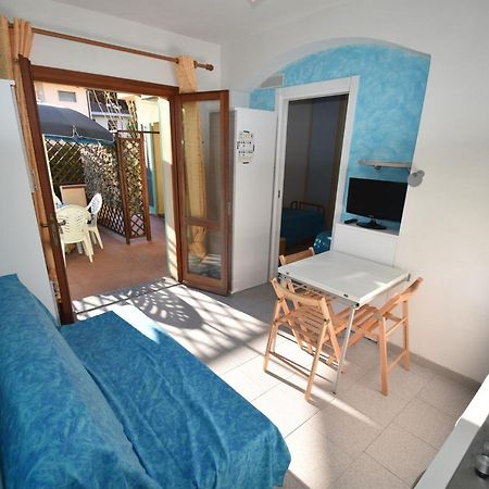 מרינה די קמפו Appartamenti Sabbia - Zona Mare Con Terrazze, Clima, E Posti Auto מראה חיצוני תמונה